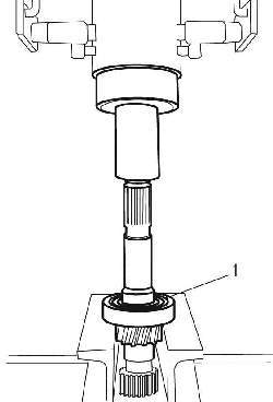 Снятие подшипника первичного вала со стороны шестерни 1-й передачи