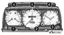Снятие и установка приборов с комбинации приборов на автомобилях раннего модельного ряда