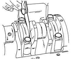 Измерение осевого люфта коленчатого вала на центральном подшипнике