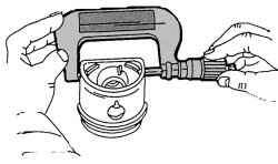 Замер диаметра поршня
