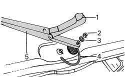 Крепление поводка стеклоочистителя